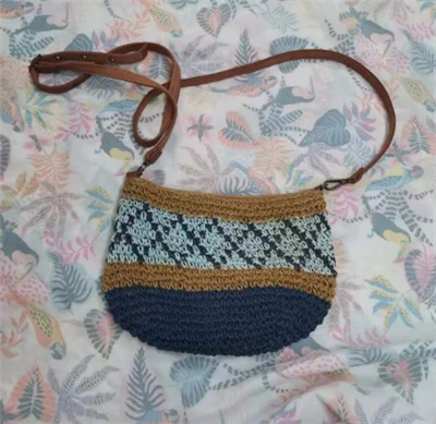 Papierová háčkovaná crossbody dámska kabelka