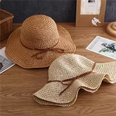 Klasická skladacia papierová dámska plážová čiapka