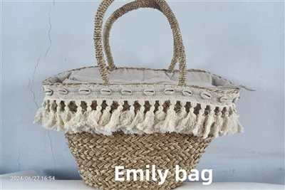 Navrhnuté ženy Raffia vrecká